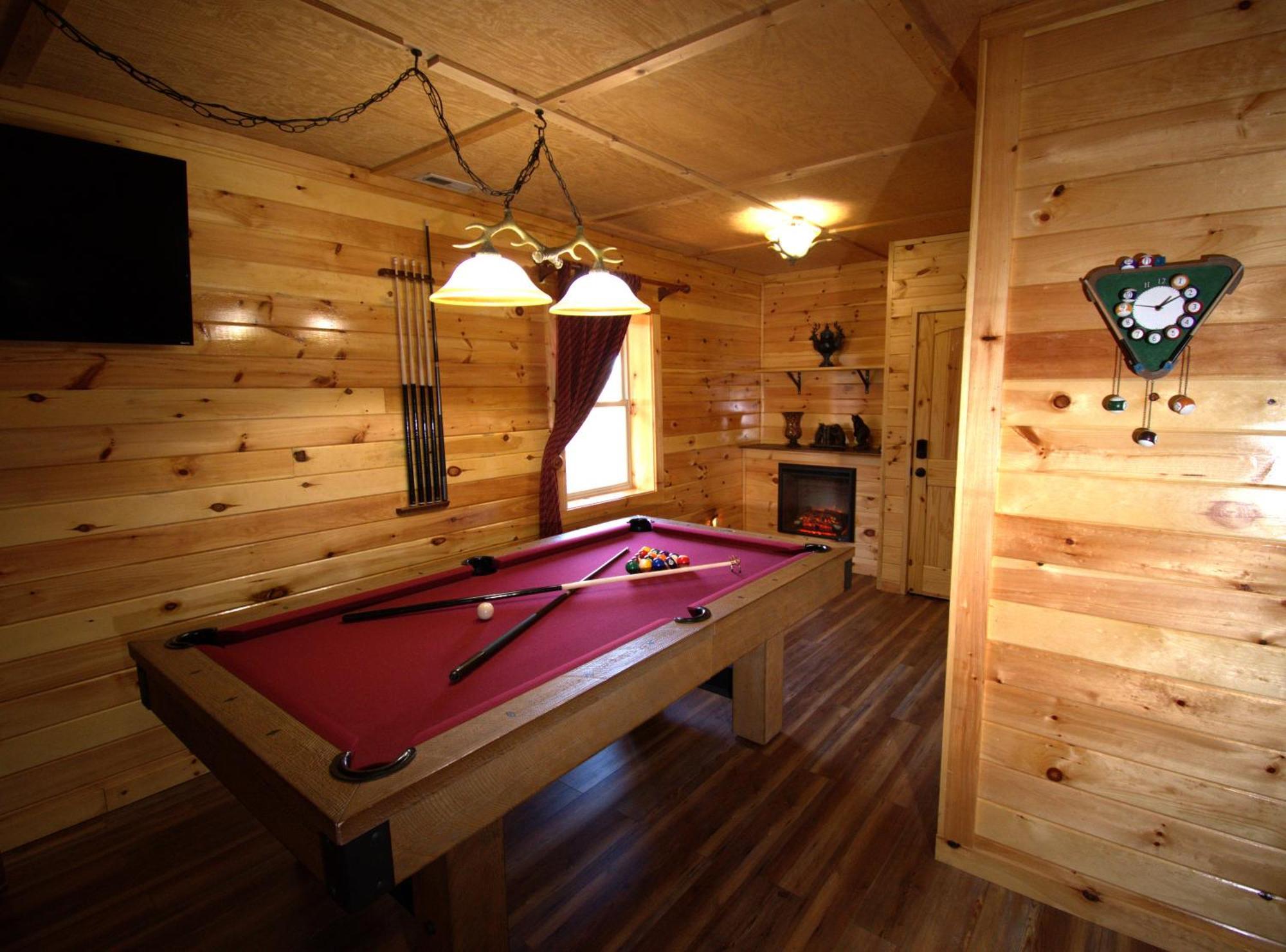 Bear Country Cabin Сивиървил Екстериор снимка